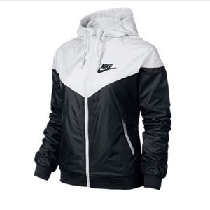 Black and white NIKE windbreaker